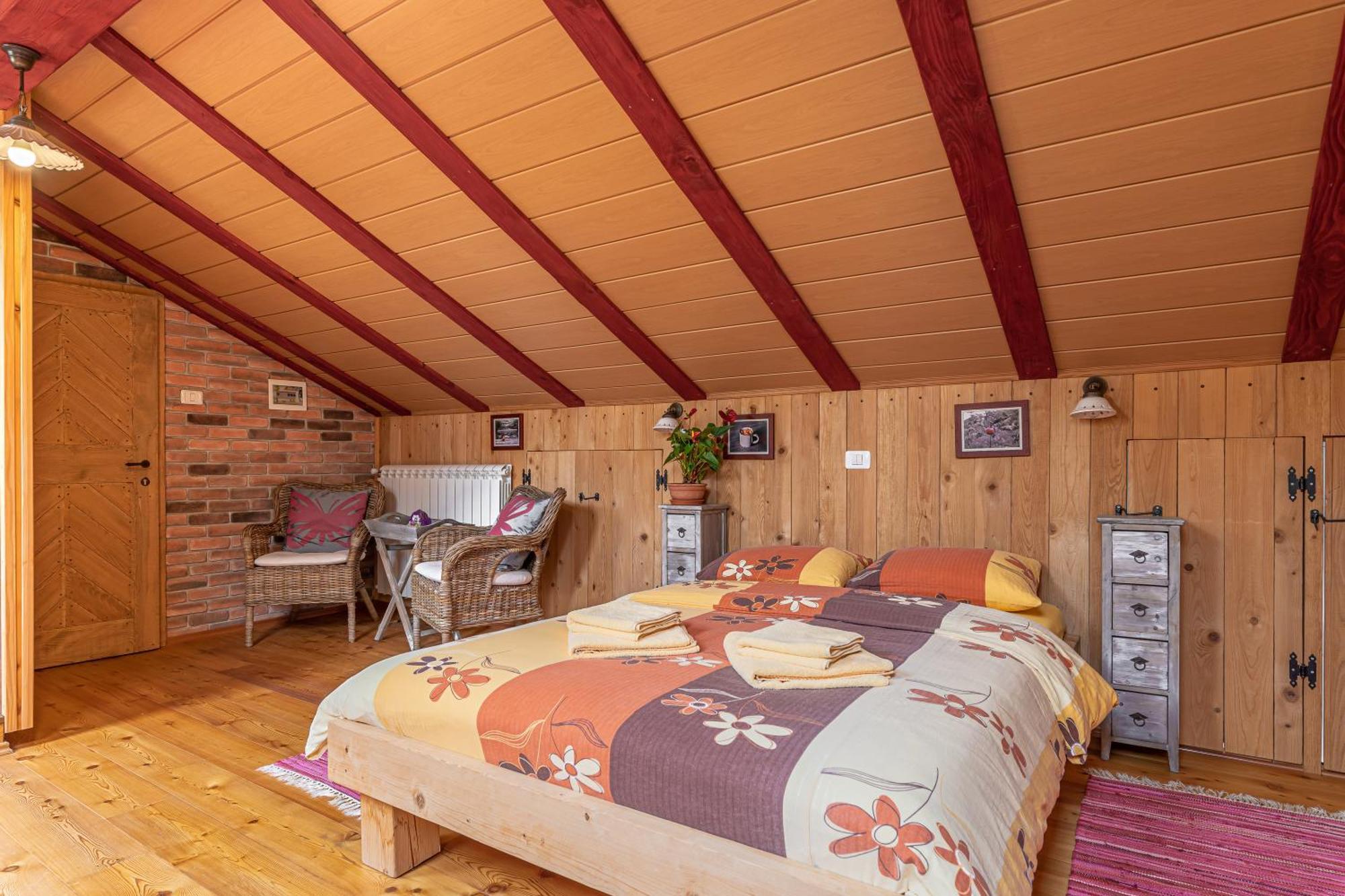 House Na Meji With Sauna - Happy Rentals Pivka Eksteriør bilde